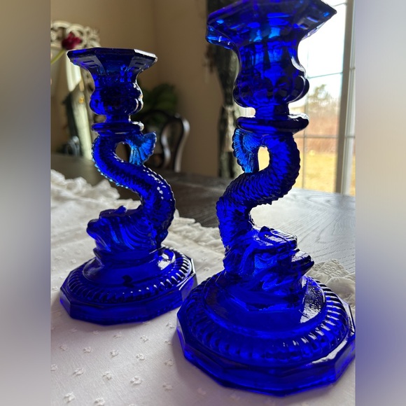 Vintage Pair of Cobalt Blue Glass Dolphin Koi Fish Candlestick Holder - Picture 2 of 16